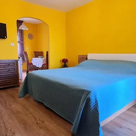Boris Apartment